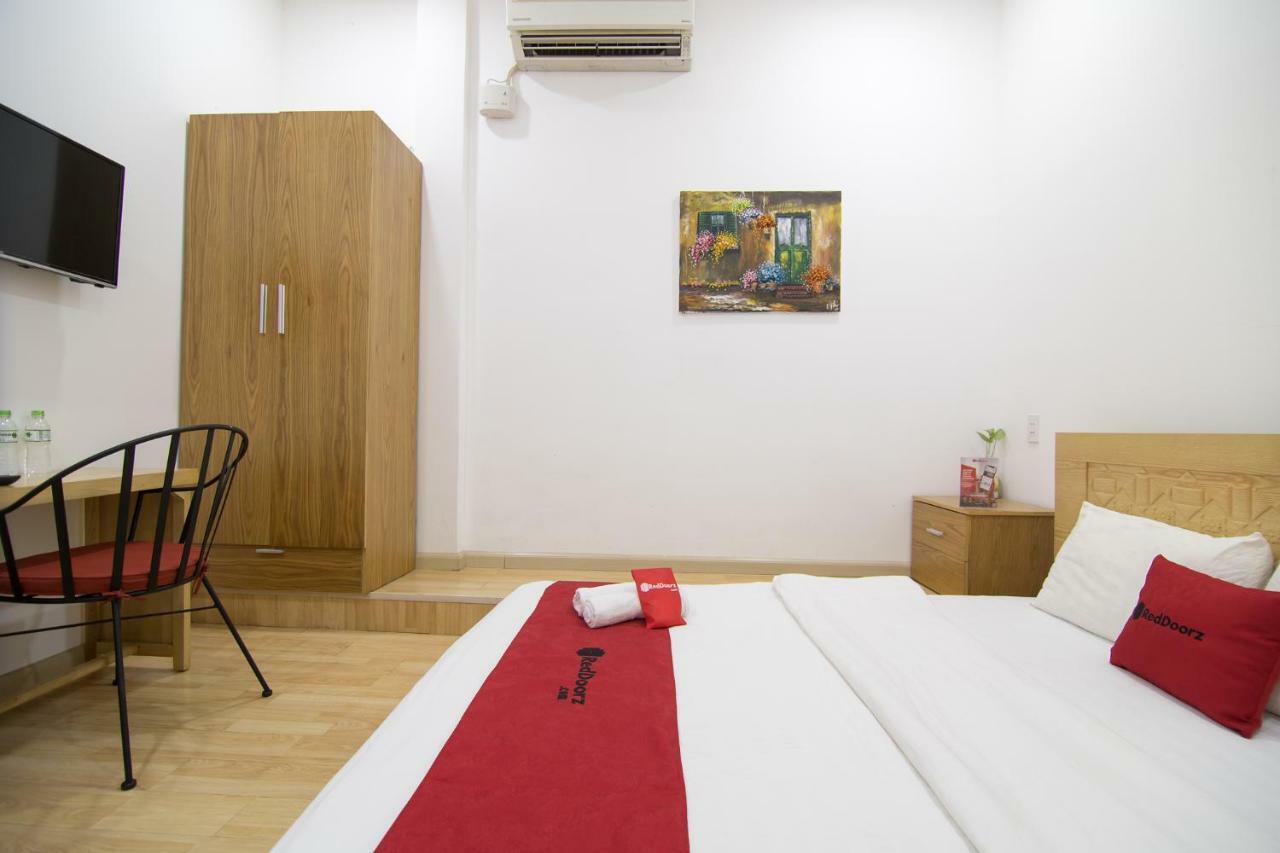 Reddoorz Near Nguyen Hue Walking Street 2 - Dorms Available โฮจิมินห์ซิตี้ ภายนอก รูปภาพ